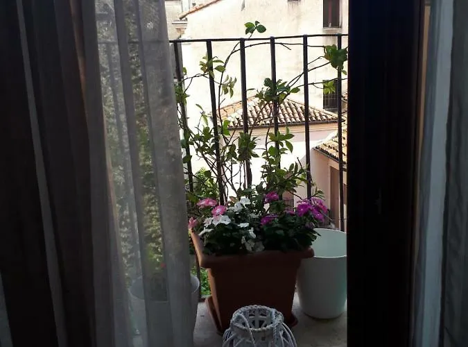 Mini Contrà San Pietro