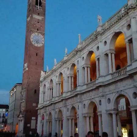 Mini Contra San Pietro فيتشنزا